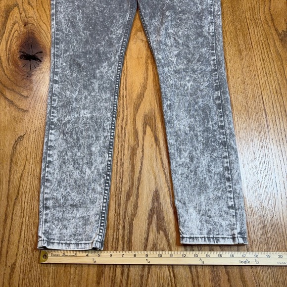 Levi's Demi Curve Low Rise Skinny Jeans Women's 13/31 (34X31) Gray Acid Wash - Picture 4 of 12